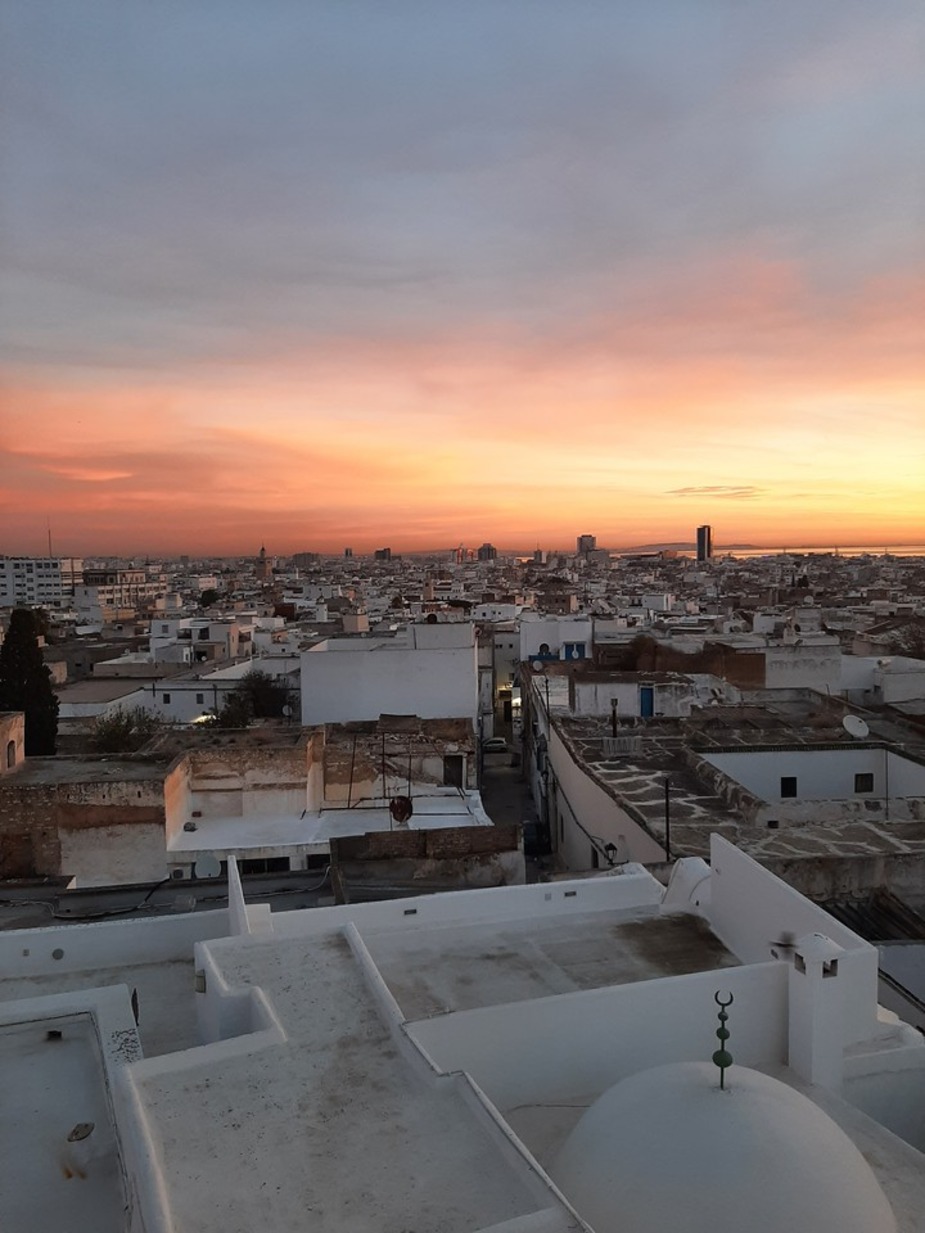 Zonsopgang over Tunis