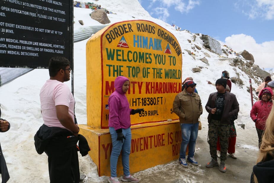 Hoogte van de Khardung la Pas