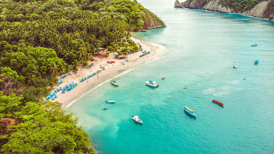 Isla Tortuga in Costa Rica